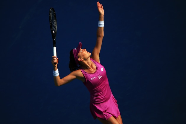 TORONTO, ON - AUGUST 8:  Agnieszka Radwanska of Poland serves against Coco Vandeweghe of the United States during Day 4 of the Rogers Cup at Aviva Centre on August 8, 2017 in Toronto, Canada.  (Photo by Vaughn Ridley/Getty Images)