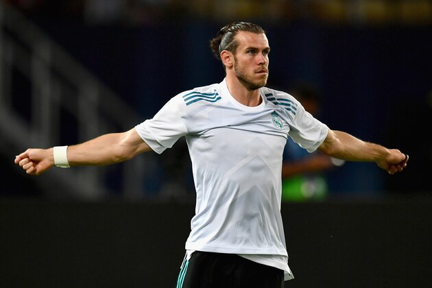 SKOPJE, MACEDONIA - AUGUST 08:  Gareth Bale of Real Madrid warms up prior to the UEFA Super Cup final between Real Madrid and Manchester United at the Philip II Arena on August 8, 2017 in Skopje, Macedonia.  (Photo by Dan Mullan/Getty Images)
