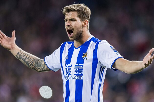 MADRID, SPAIN - APRIL 04: Inigo Martinez Berridi of Real Sociedad reacts during their La Liga match between Atletico de Madrid vs Real Sociedad at the Vicente Calderon Stadium on 04 April 2017 in Madrid, Spain. (Photo by Power Sport Images/Getty Images)