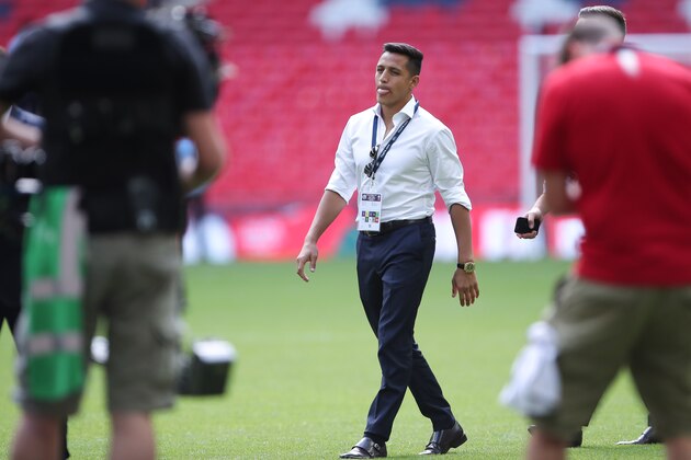 LONDON, ENGLAND - AUGUST 06: Alexis Sanchez of Arsenal during the The FA Community Shield between Chelsea and Arsenal at Wembley Stadium on August 6, 2017 in London, England.  (Photo by Robbie Jay Barratt - AMA/Getty Images)