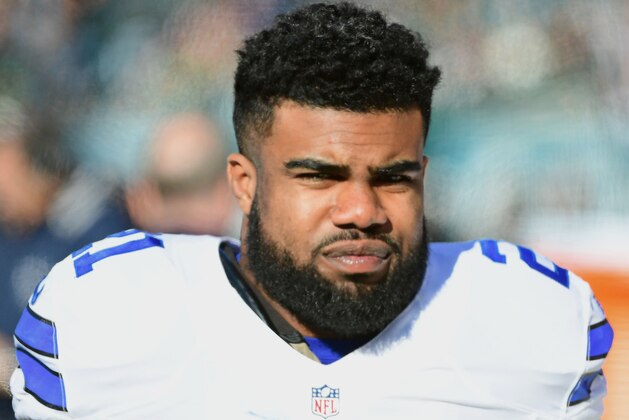Jan 1, 2017; Philadelphia, PA, USA; Dallas Cowboys running back Ezekiel Elliott (21) on the sidelines against the Philadelphia Eagles at Lincoln Financial Field. Mandatory Credit: Eric Hartline-USA TODAY Sports
