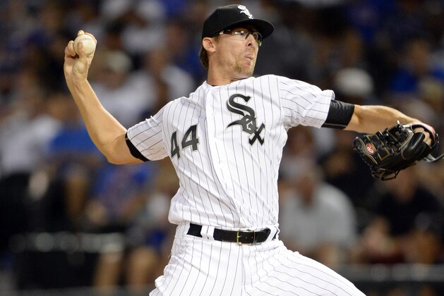 CHICAGO - JULY 27:  Tyler Clippard #44 of the Chicago White Sox pitches against the Chicago Cubs on July 27, 2017 at Guaranteed Rate Field in Chicago, Illinois.  (Photo by Ron Vesely/MLB Photos via Getty Images)