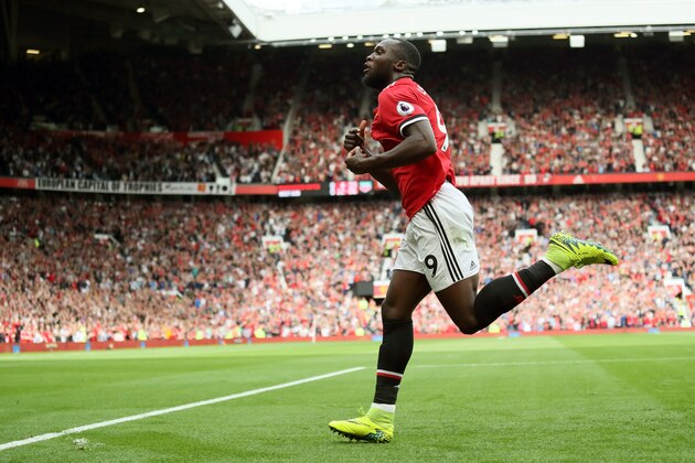 MANCHESTER, ENGLAND - AUGUST 13: Romelu Lukaku of Manchester United celebrates after scoring a goal to make it 1-0 during the Premier League match between Manchester United and West Ham United at Old Trafford on August 13, 2017 in Manchester, England. (Photo by Matthew Ashton - AMA/Getty Images)