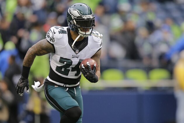 Philadelphia Eagles running back Ryan Mathews runs during warmups before an NFL football game against the Seattle Seahawks, Sunday, Nov. 20, 2016, in Seattle. (AP Photo/Stephen Brashear)