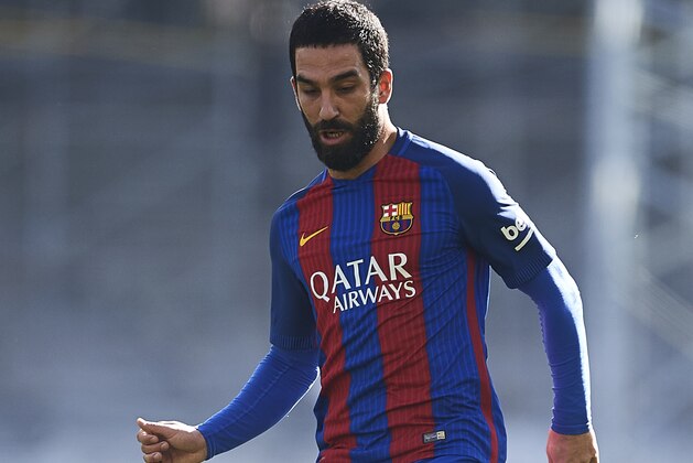 SEVILLE, SPAIN - JANUARY 29:  Arda Turan of FC Barcelona in action during La Liga match between Real Betis Balompie and FC Barcelona at Benito Villamarin Stadium on January 29, 2017 in Seville, Spain.  (Photo by Aitor Alcalde/Getty Images)