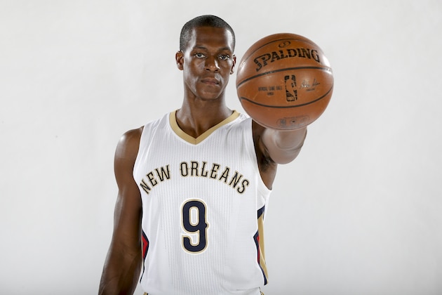 METAIRIE, LA - JULY 19:  Rajon Rondo #9 of the New Orleans Pelicans poses for portraits on July 19, 2017 at the New Orleans Pelicans Practice Facility in Metairie, Louisiana. NOTE TO USER: User expressly acknowledges and agrees that, by downloading and or using this Photograph, user is consenting to the terms and conditions of the Getty Images License Agreement. Mandatory Copyright Notice: Copyright 2017 NBAE (Photo by Layne Murdoch Jr./NBAE via Getty Images)