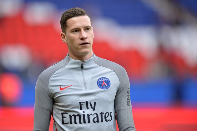 PARIS, FRANCE - MAY 06:  Julian Draxler of Paris Saint-Germain reacts during warmup before the Ligue 1 match between Paris Saint-Germain and Bastia at Parc des Princes on May 6, 2017 in Paris, France.  (Photo by Aurelien Meunier/Getty Images)