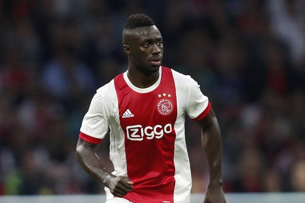 Davinson Sanchez of Ajax during the UEFA Champions League third round qualifying first leg match between Ajax Amsterdam and OGC Nice at the Amsterdam Arena on August 02, 2017 in Amsterdam, The Netherlands(Photo by VI Images via Getty Images)