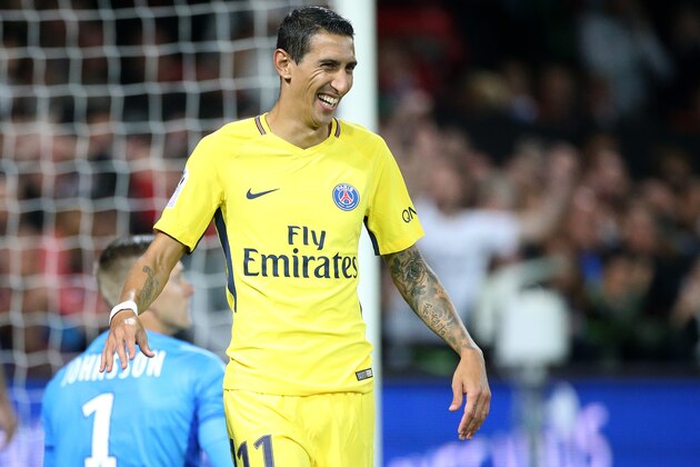 GUINGAMP, FRANCE - AUGUST 13: Angel Di Maria of PSG during the French Ligue 1 match between En Avant Guingamp (EAG) and Paris Saint Germain (PSG) at Stade de Roudourou on August 13, 2017 in Guingamp, France. (Photo by Jean Catuffe/Getty Images)
