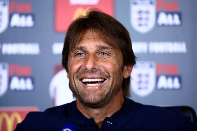 COBHAM, ENGLAND - AUGUST 04: Antonio Conte, manager of Chelsea, talks during a Chelsea Press Conference at Chelsea Training Ground on August 4, 2017 in London, England. (Photo by Jordan Mansfield/Getty Images) COBHAM, ENGLAND - AUGUST 04: Antonio Conte, manager of Chelsea, talks during a Chelsea Press Conference at Chelsea Training Ground on August 4, 2017 in London, England. (Photo by Jordan Mansfield/Getty Images)