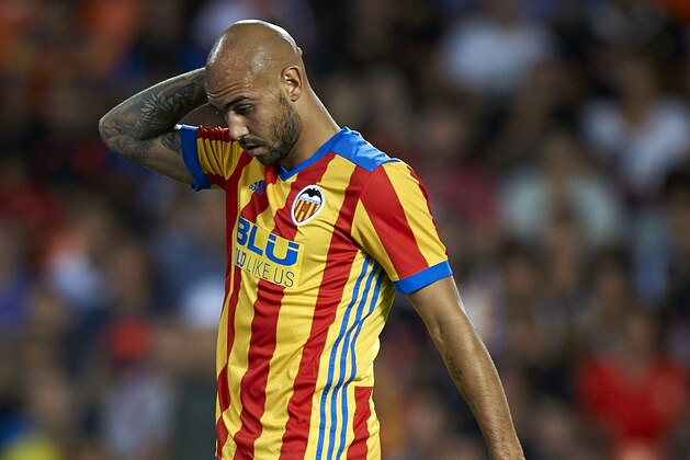 VALENCIA, SPAIN - AUGUST 11:  Simone Zaza of Valencia reacts during the pre-season friendly match between Valencia CF and Atalanta BC at Estadio Mestalla on August 11, 2017 in Valencia, Spain.  (Photo by fotopress/Getty Images)