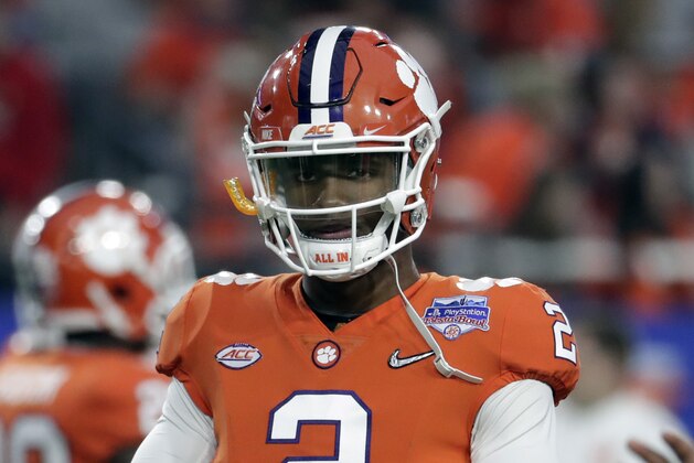Clemson quarterback Kelly Bryant (2) during the Fiesta Bowl NCAA college football game against Ohio State, Saturday, Dec. 31, 2016, in Glendale, Ariz. (AP Photo/Rick Scuteri)