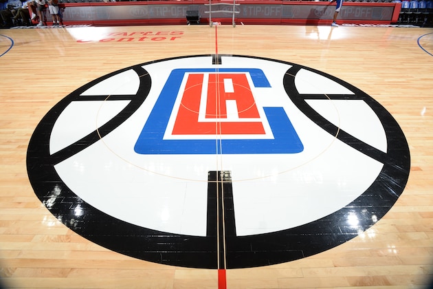 LOS ANGELES, CA - OCTOBER 20:  A general view of the Los Angeles Clippers logo on the floor of the Staples Center before the game between the Golden State Warriors and Los Angeles Clippers on October 20, 2015 at STAPLES Center in Los Angeles, California. NOTE TO USER: User expressly acknowledges and agrees that, by downloading and/or using this Photograph, user is consenting to the terms and conditions of the Getty Images License Agreement. Mandatory Copyright Notice: Copyright 2015 NBAE (Photo by Andrew D. Bernstein/NBAE via Getty Images)