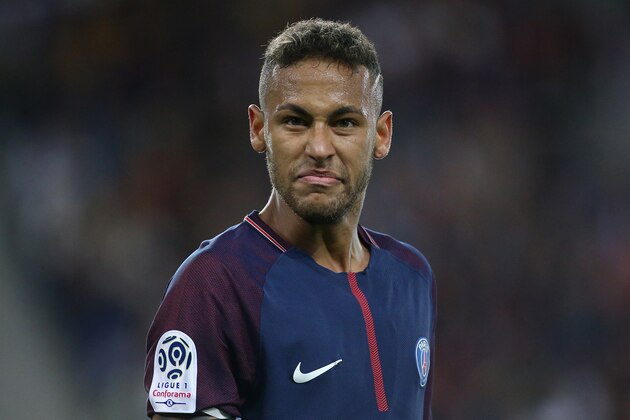 PARIS, FRANCE - AUGUST 20: Neymar Jr of PSG during the French Ligue 1 match between Paris Saint Germain (PSG) and Toulouse FC (TFC) at Parc des Princes on August 20, 2017 in Paris, France. (Photo by Jean Catuffe/Getty Images)