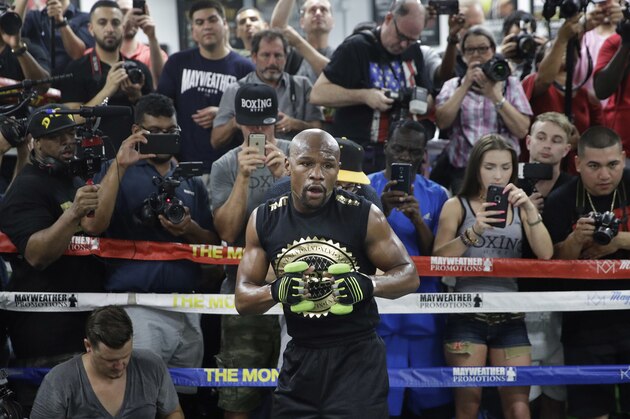 Floyd Mayweather Jr. trains at his gym Thursday, Aug. 10, 2017, in Las Vegas. Mayweather is scheduled to fight Conor McGregor on Aug. 26 in Las Vegas. (AP Photo/John Locher) Floyd Mayweather Jr. trains at his gym Thursday, Aug. 10, 2017, in Las Vegas. Mayweather is scheduled to fight Conor McGregor on Aug. 26 in Las Vegas. (AP Photo/John Locher)