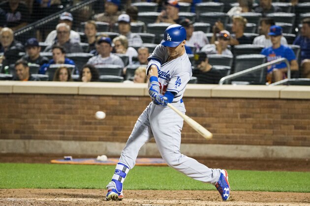 Los Angeles Dodgers' Cody Bellinger (35) hits a home run in the eight inning of a baseball against the New York Mets, Sunday, Aug. 6, 2017, in New York.(AP Photo/Michael Noble Jr.) Los Angeles Dodgers' Cody Bellinger (35) hits a home run in the eight inning of a baseball against the New York Mets, Sunday, Aug. 6, 2017, in New York.(AP Photo/Michael Noble Jr.)
