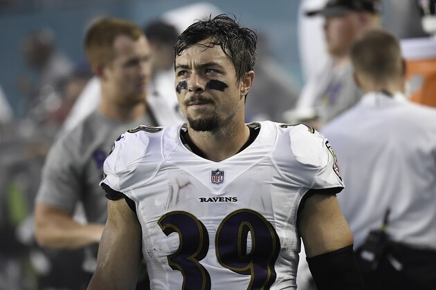 MIAMI GARDENS, FL - AUGUST 17:  Running back Danny Woodhead #39 of the Baltimore Ravens looks on during a preseason game against the Miami Dolphins at Hard Rock Stadium on August 17, 2017 in Miami Gardens, Florida.  (Photo by Ron Elkman/Sports Imagery/ Getty Images)