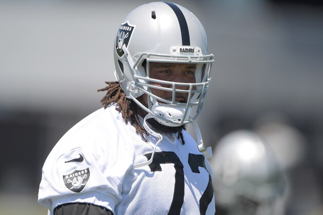 Jun 13, 2017; Alameda, CA, USA; Oakland Raiders tackle Donald Penn (72) during minicamp at the Raiders practice facility. Mandatory Credit: Kirby Lee-USA TODAY Sports Jun 13, 2017; Alameda, CA, USA; Oakland Raiders tackle Donald Penn (72) during minicamp at the Raiders practice facility. Mandatory Credit: Kirby Lee-USA TODAY Sports
