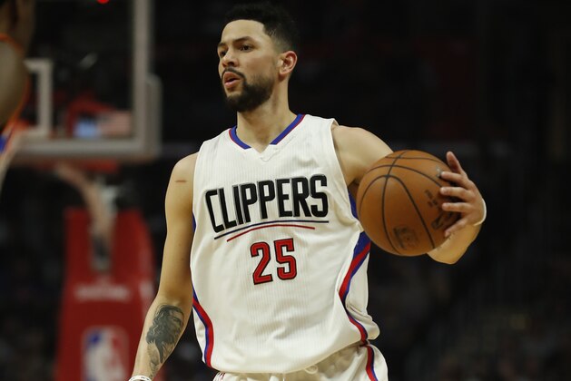 Los Angeles Clippers guard Austin Rivers dribbles during the first half of the team's NBA basketball game against the New York Knicks, Monday, March 20, 2017, in Los Angeles. (AP Photo/Ryan Kang)