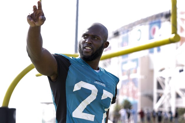 JACKSONVILLE, FL - JULY 28: Runningback Leonard Fournette #27 of the Jacksonville Jaguars waves to the fans as he entered the field before Training Camp at Florida Blue Health and Wellness Practice Fields on July 28, 2017 in Jacksonville, Florida. (Photo by Don Juan Moore/Getty Images)