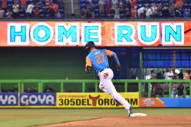 MIAMI, FL - AUGUST 27: Giancarlo Stanton #27 of the Miami Marlins rounds second base after hitting his 50th home run of the season in the eighth inning against the San Diego Padres at Marlins Park on August 27, 2017 in Miami, Florida. (Photo by Eric Espada/Getty Images)