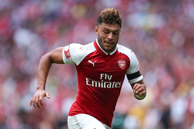 LONDON, ENGLAND - AUGUST 06: Alex Oxlade-Chamberlain of Arsenal during the The FA Community Shield between Chelsea and Arsenal at Wembley Stadium on August 6, 2017 in London, England.  (Photo by Robbie Jay Barratt - AMA/Getty Images)