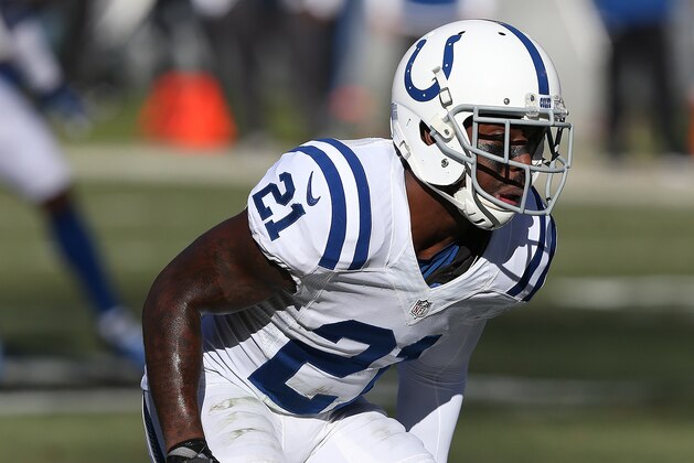 Indianapolis Colts cornerback Vontae Davis during an NFL game against the Oakland Raiders on Saturday, Dec. 24, 2016 at the Oakland Coliseum in Oakland, CA. The Raiders won 33-25. (Daniel Gluskoter/AP Images for Panini)
