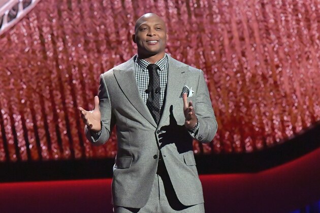 Jan 10, 2017; Nashville, TN, USA; AFCA Coaches Trophy presented by Amway host Tennessee Titans former running back Eddie George at the Grand Ole Opry House. Mandatory Credit: Jim Brown-USA TODAY Sports