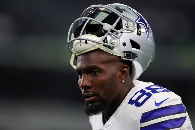 ARLINGTON, TX - AUGUST 26: Dez Bryant on the field during warmups before a preseason game against the Oakland Raiders at AT&T Stadium on August 26, 2017 in Arlington, Texas. (Photo by Tom Pennington/Getty Images) ARLINGTON, TX - AUGUST 26: Dez Bryant on the field during warmups before a preseason game against the Oakland Raiders at AT&T Stadium on August 26, 2017 in Arlington, Texas. (Photo by Tom Pennington/Getty Images)