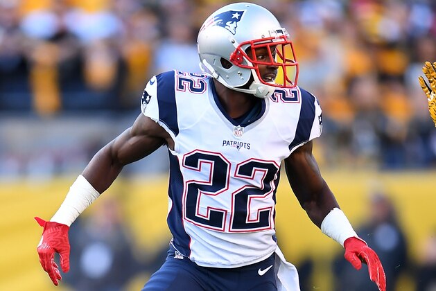PITTSBURGH, PA - OCTOBER 23:  Justin Coleman #22 of the New England Patriots in action during the game against the Pittsburgh Steelers at Heinz Field on October 23, 2016 in Pittsburgh, Pennsylvania. (Photo by Joe Sargent/Getty Images) *** Local Caption ***