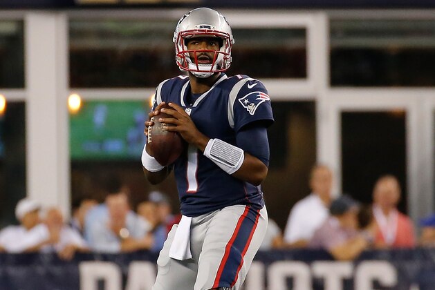 FOXBORO, MA - AUGUST 10: Jacoby Brissett #7 of the New England Patriots looks for an open man in the second half during a preseason game against the Jacksonville Jaguars at Gillette Stadium on August 10, 2017 in Foxboro, Massachusetts. (Photo by Jim Rogash/Getty Images)