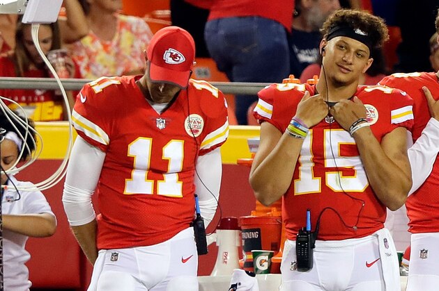 KANSAS CITY, MO - AUGUST 31:  Quarterbacks Alex Smith #11, Patrick Mahomes #15, and Joel Stave #8 watch from the sidelines during the game against the Tennessee Titans at Arrowhead Stadium on August 31, 2017 in Kansas City, Missouri.  (Photo by Jamie Squire/Getty Images)