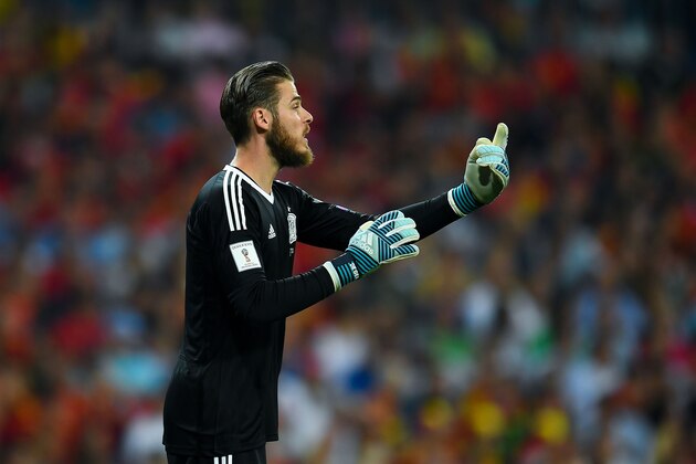 MADRID, SPAIN - SEPTEMBER 02:  David De Gea of Spain gives instructions to his team mates during the FIFA 2018 World Cup Qualifier between Spain and Italy at Estadio Santiago Bernabeu on September 2, 2017 in Madrid, Spain.  (Photo by David Ramos/Getty Images)