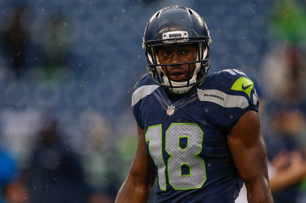 SEATTLE, WA - AUGUST 14:  Wide receiver Kasen Williams #18 of the Seattle Seahawks warms up prior to the game against the Denver Broncos at CenturyLink Field on August 14, 2015 in Seattle, Washington.  (Photo by Otto Greule Jr/Getty Images)