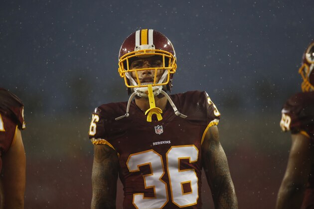 TAMPA, FL - AUGUST 31:  Defensive back Su'a Cravens #36 of the Washington Redskins  warms up before the start of an NFL game against the Tampa Bay Buccaneers on August 31, 2016 at Raymond James Stadium in Tampa, Florida. (Photo by Brian Blanco/Getty Images)