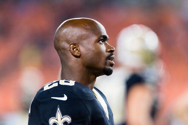 CLEVELAND, OH - AUGUST 10: Running back Adrian Peterson #28 of the New Orleans Saints watches from the sidelines during the second half of a preseason game against the Cleveland Browns at FirstEnergy Stadium on August 10, 2017 in Cleveland, Ohio. The Browns defeated the Saints 20-14. (Photo by Jason Miller/Getty Images)