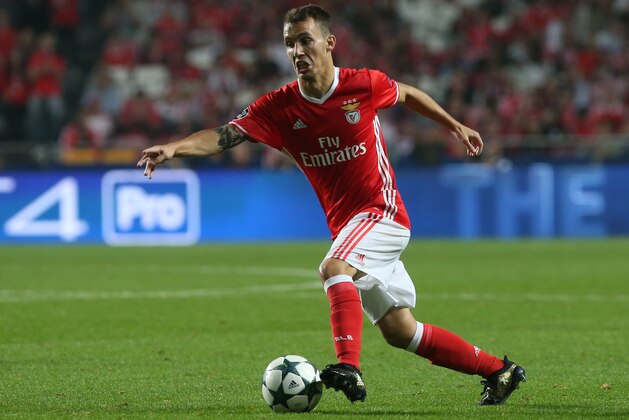 LISBON, PORTUGAL - NOVEMBER 1: SL Benfica's defender from Spain Alex Grimaldo in action during the UEFA Champions League match between SL Benfica and FC Dynamo Kyiv at Estadio da Luz on November 1, 2016 in Lisbon, Portugal.  (Photo by Gualter Fatia/Getty Images)