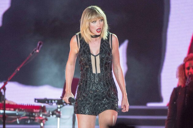 Oct 22, 2016; Austin, TX, USA; Recording artist Taylor Swift performs for her fans after the qualifying session for the United States Grand Prix at Circuit of the Americas. Mandatory Credit: Jerome Miron-USA TODAY Sports
