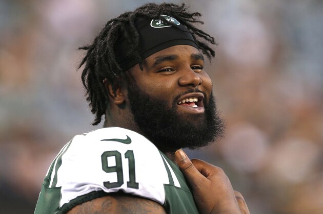 Aug 31, 2017; East Rutherford, NJ, USA;  New York Jets defensive end Sheldon Richardson (91) during first half against Philadelphia Eagles at MetLife Stadium. Mandatory Credit: Noah K. Murray-USA TODAY Sports
