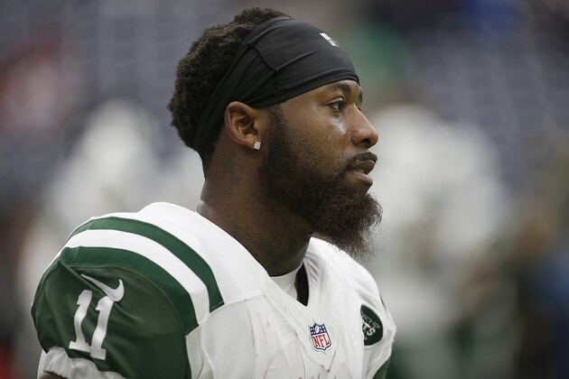 HOUSTON, TX - NOVEMBER 22: Jeremy Kerley #11 of the New York Jets warms up before playing against the Houston Texans on November 22, 2015 at NRG Stadium in Houston, Texas. (Photo by Scott Halleran/Getty Images)