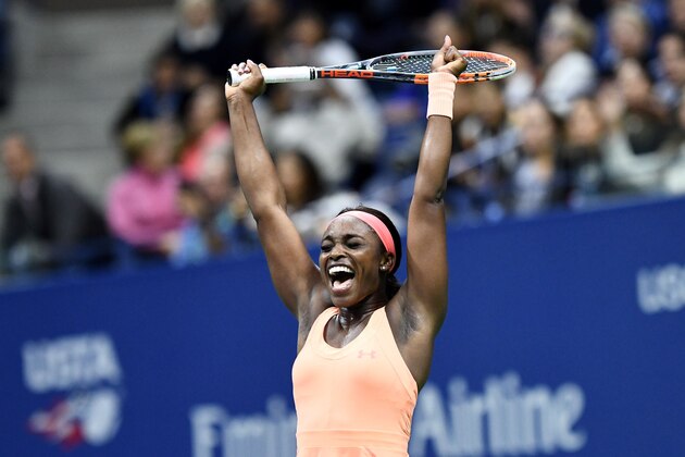 Sloane Stephens of the US celebrates defeating compatriot Venus Williams in their 2017 US Open Women's Singles Semifinals match at the USTA Billie Jean King National Tennis Center in New York on September 7, 2017. / AFP PHOTO / Jewel SAMAD        (Photo credit should read JEWEL SAMAD/AFP/Getty Images)