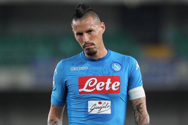 VERONA, ITALY - AUGUST 19:  Marek Hamsik of SSC Napoli looks on during the Serie A match between Hellas Verona and SSC Napoli at Stadio Marcantonio Bentegodi on August 19, 2017 in Verona, Italy.  (Photo by Marco Luzzani/Getty Images)
