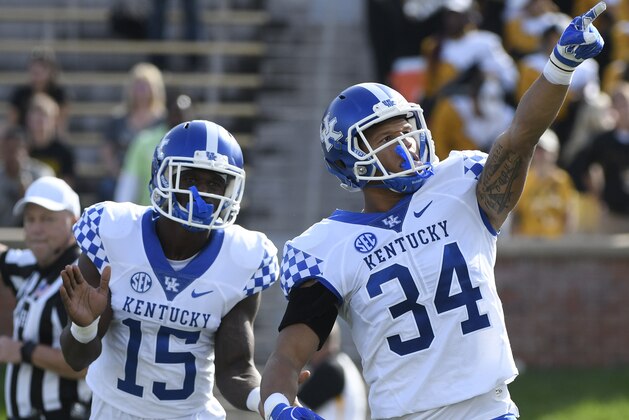 COLUMBIA, MO - OCTOBER 29: Jordan Jones #34 of the Kentucky Wildcats celebrates a tackle against the Missouri Tigers in the first quarter at Memorial Stadium on October 29, 2016 in Columbia, Missouri. (Photo by Ed Zurga/Getty Images)