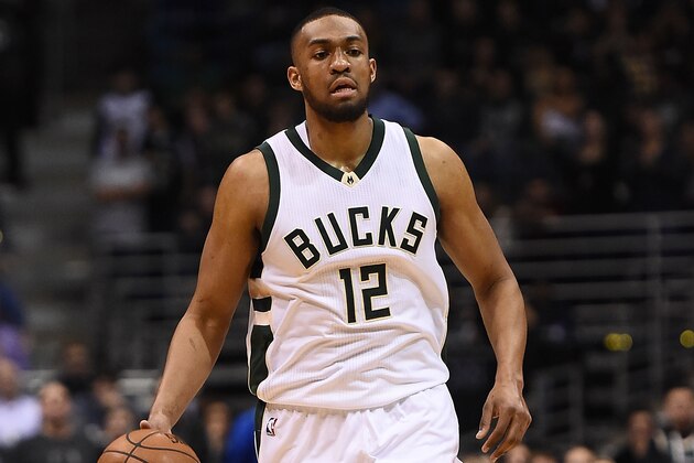 MILWAUKEE, WI - JANUARY 28:  Jabari Parker #12 of the Milwaukee Bucks handles the ball during a game against the Boston Celtics at the BMO Harris Bradley Center on January 28, 2017 in Milwaukee, Wisconsin.  NOTE TO USER: User expressly acknowledges and agrees that, by downloading and or using this photograph, User is consenting to the terms and conditions of the Getty Images License Agreement.  (Photo by Stacy Revere/Getty Images)