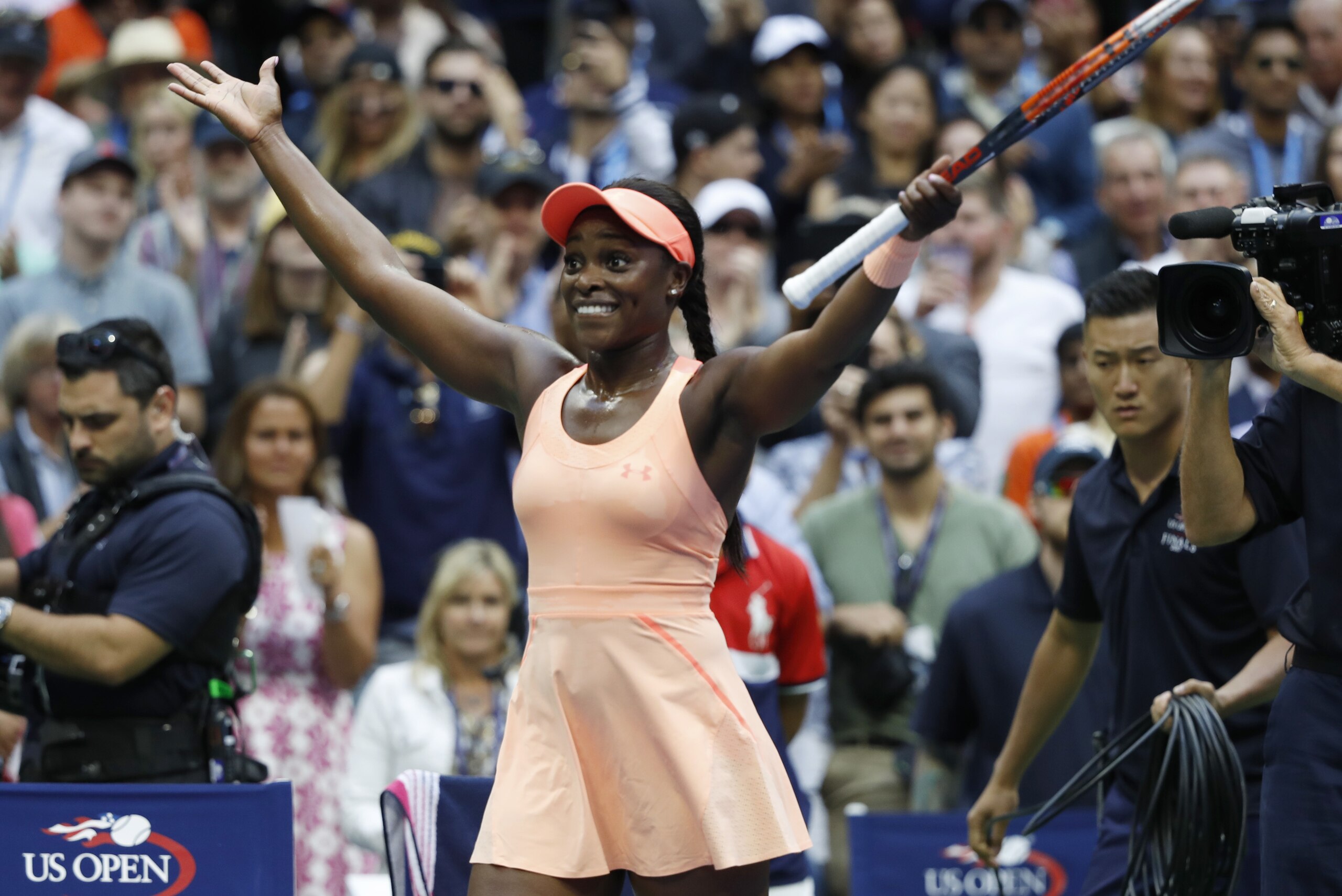 Sloane Stephens, of the United States, reacts after beating Madison Keys, of the United States, in the women's singles final of the U.S. Open tennis tournament, Saturday, Sept. 9, 2017, in New York. (AP Photo/Adam Hunger)