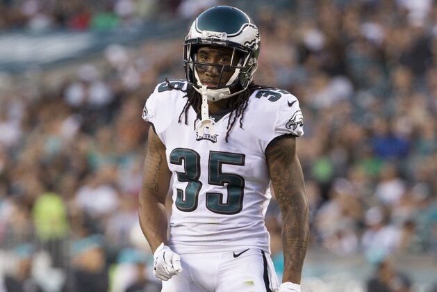 PHILADELPHIA, PA - AUGUST 24: Ronald Darby #35 of the Philadelphia Eagles plays against the Miami Dolphins in the preseason game at Lincoln Financial Field on August 24, 2017 in Philadelphia, Pennsylvania. The Eagles defeated the Dolphins 38-31. (Photo by Mitchell Leff/Getty Images)