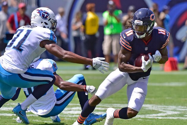 NASHVILLE, TN - AUGUST 27:  Kevin Byard #31 of the Tennessee Titans pursues Kevin White #11 of the Chicago Bears during the first half at Nissan Stadium on August 27, 2017 in Nashville, Tennessee.  (Photo by Frederick Breedon/Getty Images)