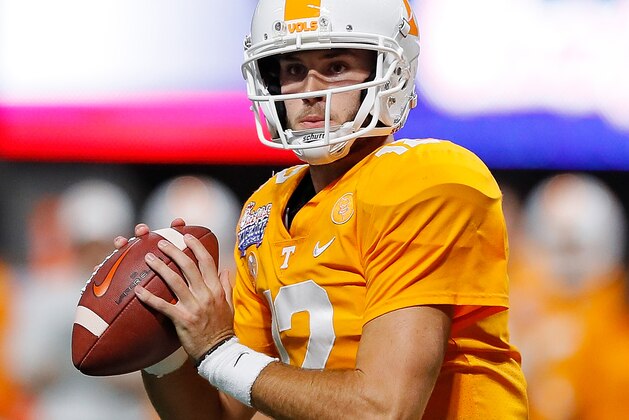 ATLANTA, GA - SEPTEMBER 04:  Quinten Dormady #12 of the Tennessee Volunteers looks to pass against the Georgia Tech Yellow Jackets at Mercedes-Benz Stadium on September 4, 2017 in Atlanta, Georgia.  (Photo by Kevin C. Cox/Getty Images)