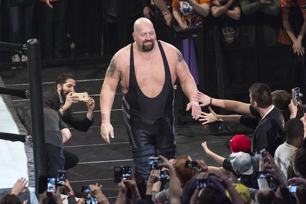 COLOGNE, GERMANY - FEBRUARY 11: Big Show during WWE Road to WrestleMania at the Lanxess Arena on February 11, 2016 in Cologne, Germany. (Photo by Marc Pfitzenreuter/Getty Images)
