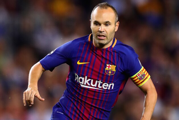 BARCELONA, SPAIN - SEPTEMBER 12: Andres Iniesta of FC Barcelona in action during the UEFA Champions League group D match between FC Barcelona and Juventus at Camp Nou on September 12, 2017 in Barcelona, Spain.  (Photo by Chris Brunskill Ltd/Getty Images)